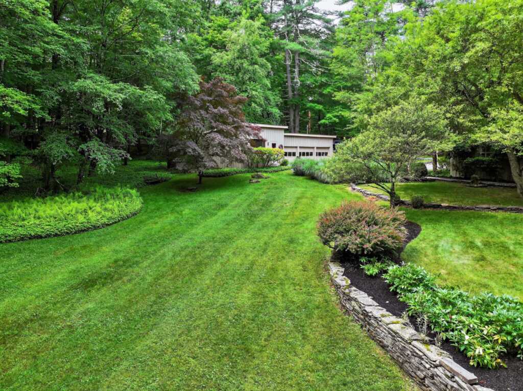 27 Old Wagon Road, Woodstock, NY 12498 - Photo 18 of 40