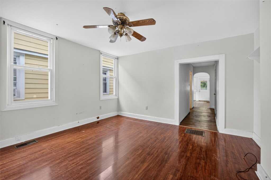 46 Elmendorf Street, Kingston, NY 12401 - Photo 3 of 26