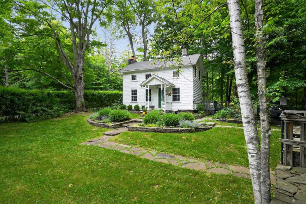 2318 Glasco Turnpike, Woodstock, NY 12498
