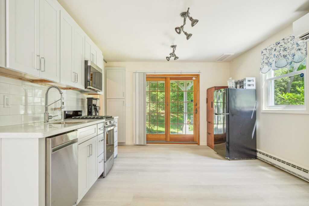 60 Gallis Hill, Kingston, NY 12401 - Photo 17 of 30