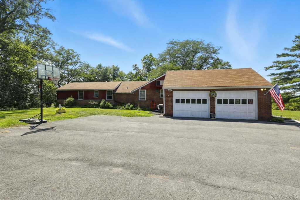 620 Ulster Landing Road, Saugerties, NY 12477 - Photo 4 of 41