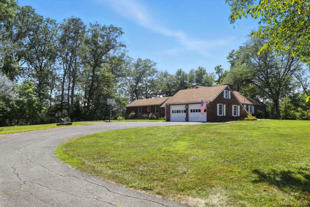 620 Ulster Landing Road, Saugerties, NY 12477 - Photo 6 of 41