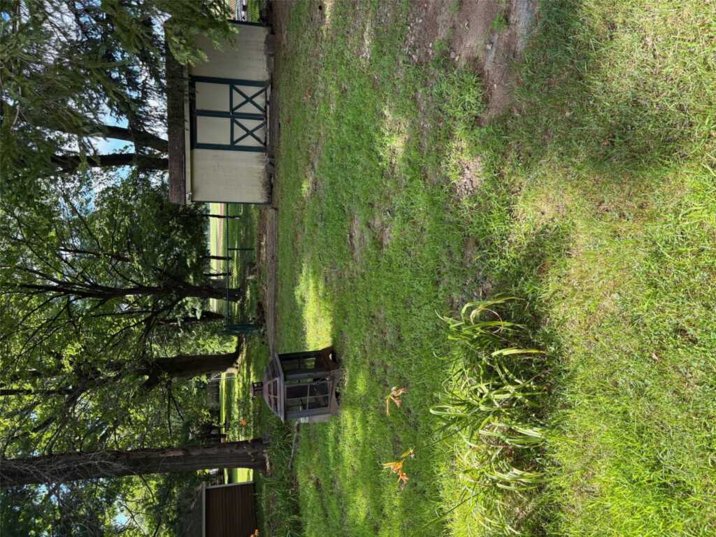 20 Manor Road, Rhinebeck, NY 12572 - Photo 8 of 23