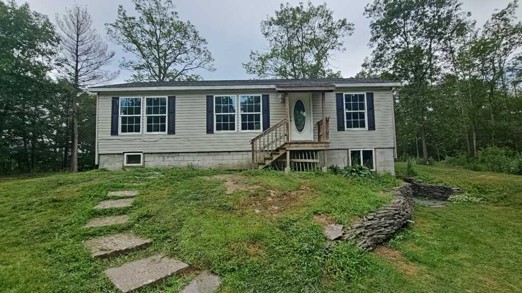 11 Fel Qui Road, Saugerties, NY 12498