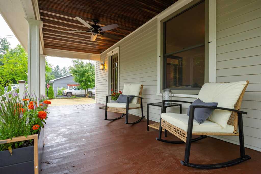 59 Parsonage Street, Rhinebeck, NY 12572 - Photo 2 of 31