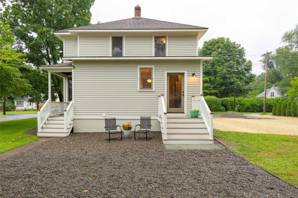 59 Parsonage Street, Rhinebeck, NY 12572 - Photo 3 of 31