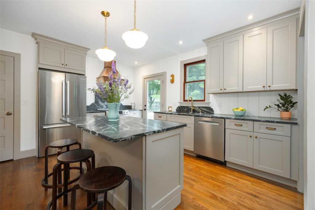 59 Parsonage Street, Rhinebeck, NY 12572 - Photo 7 of 31