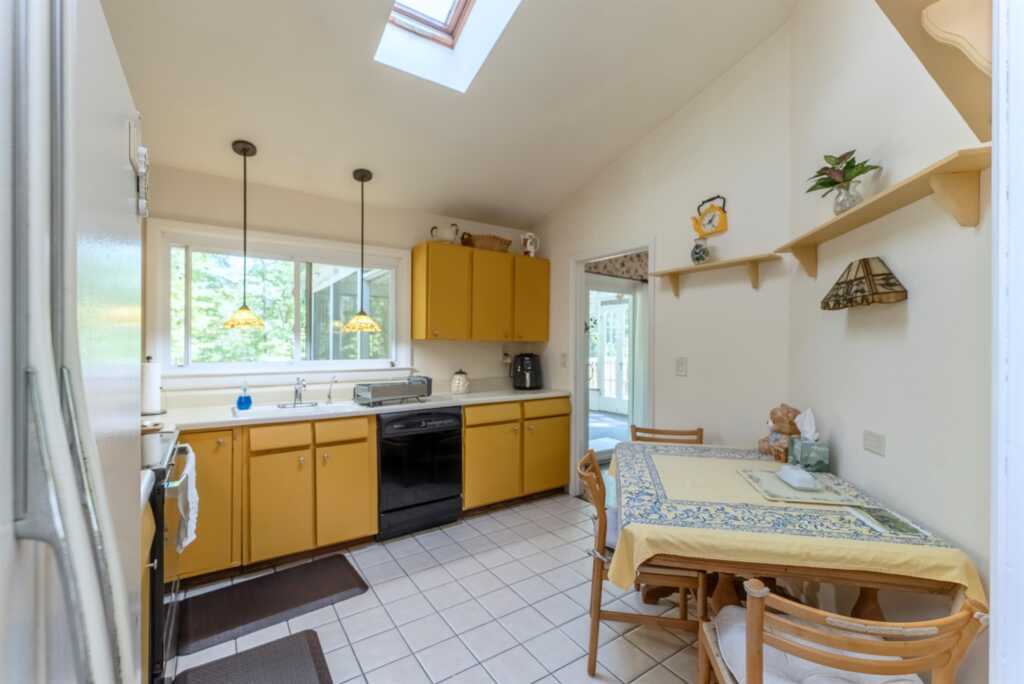 12 Arnold Drive, Woodstock, NY 12498 - Photo 14 of 50