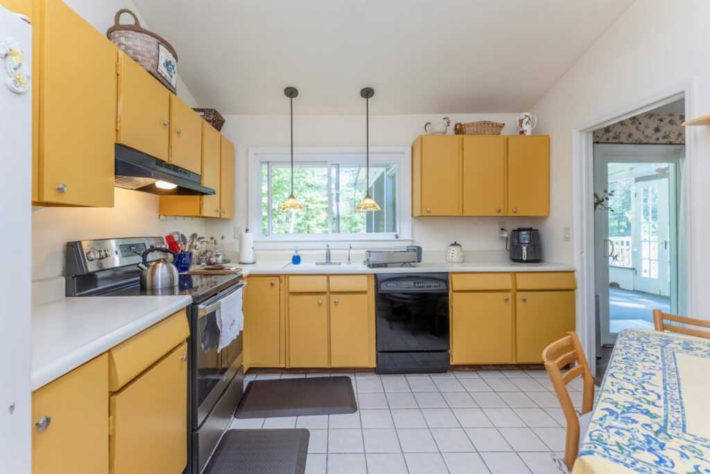 12 Arnold Drive, Woodstock, NY 12498 - Photo 15 of 50