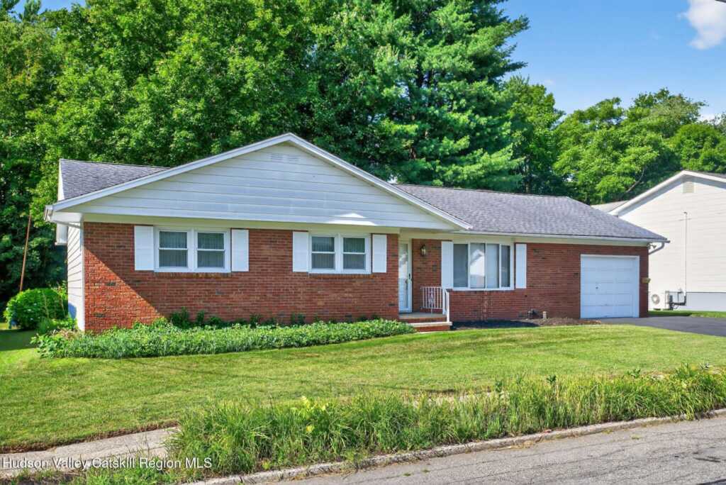 50 Lipton Street, Kingston, NY 12401