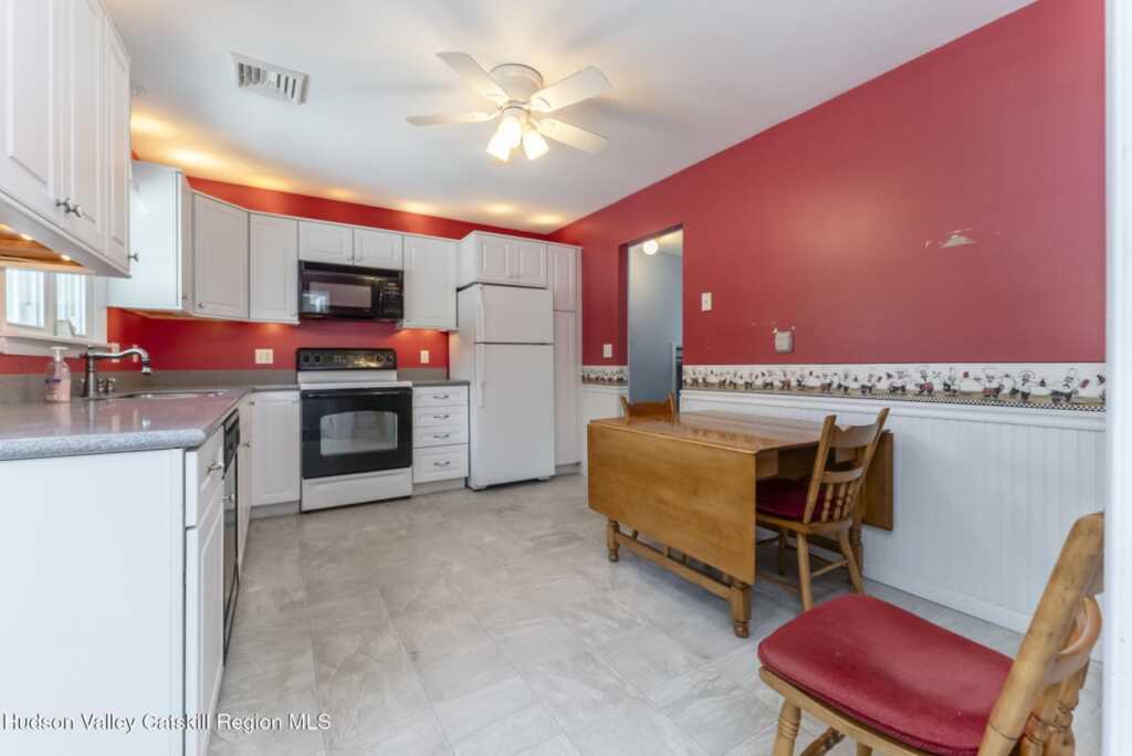 2 Dewitt Drive, Saugerties, NY 12477 - Photo 13 of 50