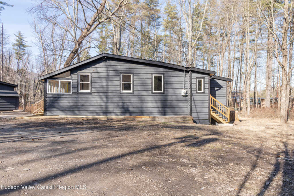 18 Country Club Lane, Woodstock, NY 12498 - Photo 2 of 41