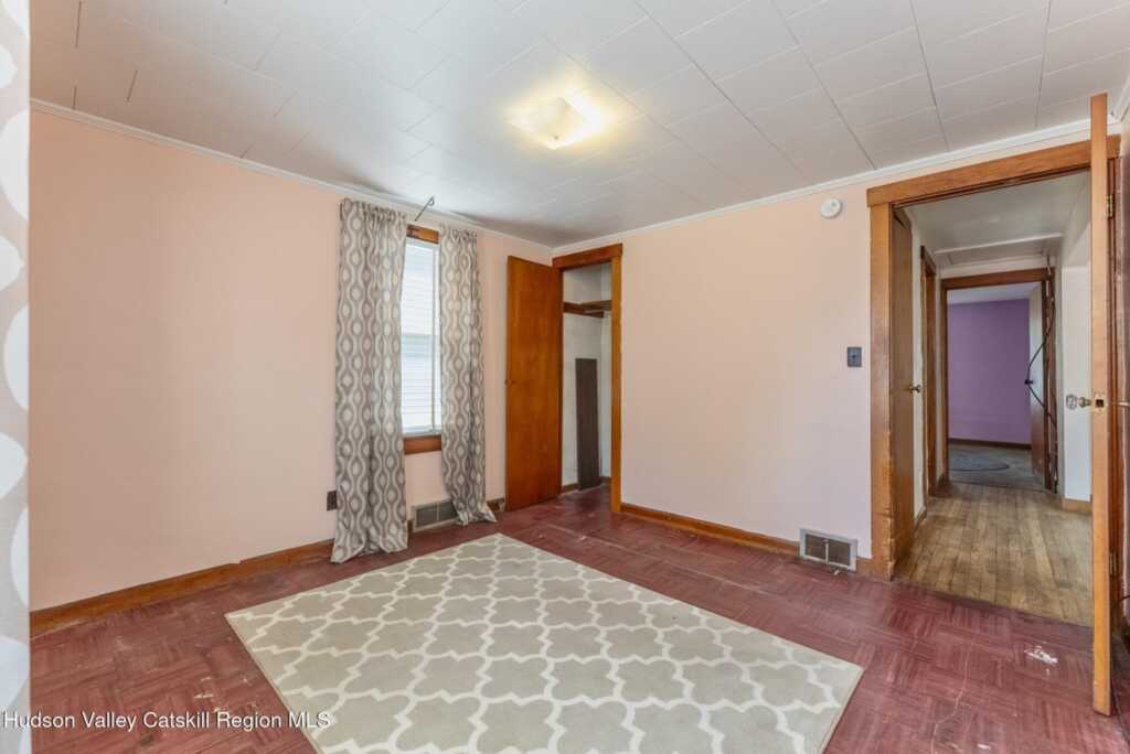 130 Wrentham Street, Kingston, NY 12401 - Photo 16 of 34