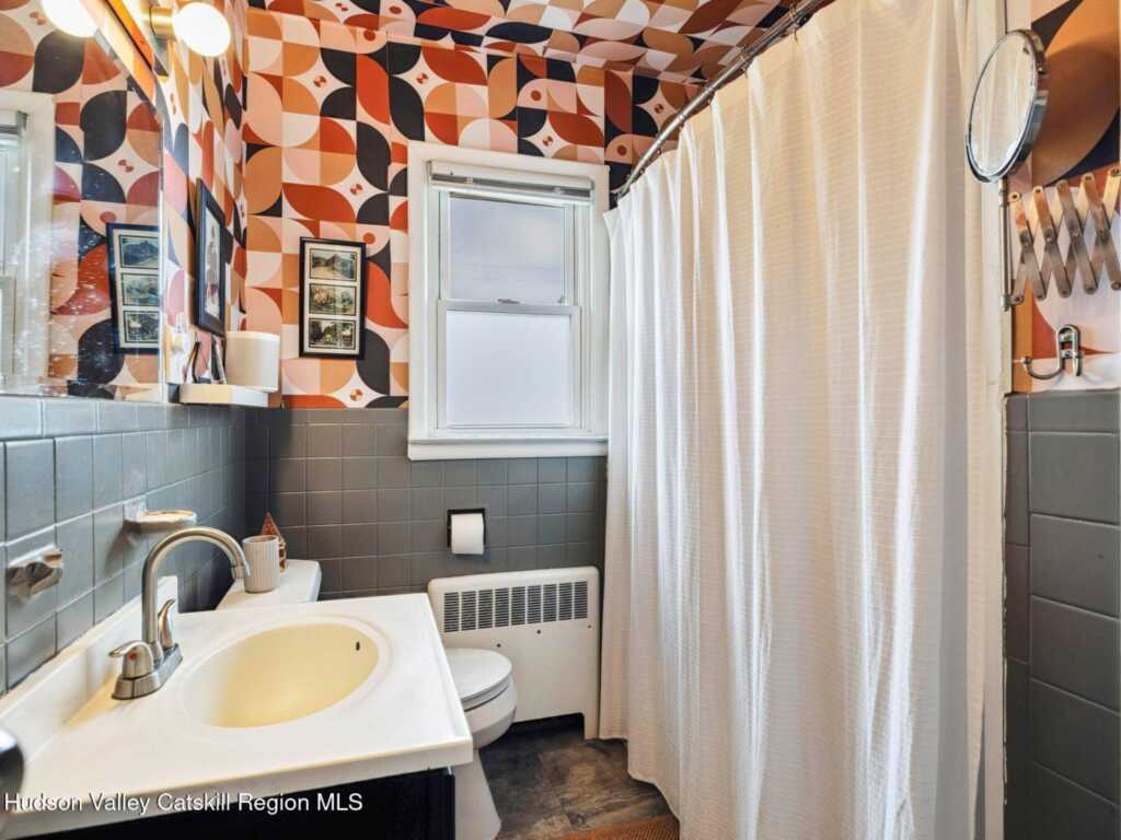 35 Amsterdam Avenue, Kingston, NY 12401 - Photo 20 of 31