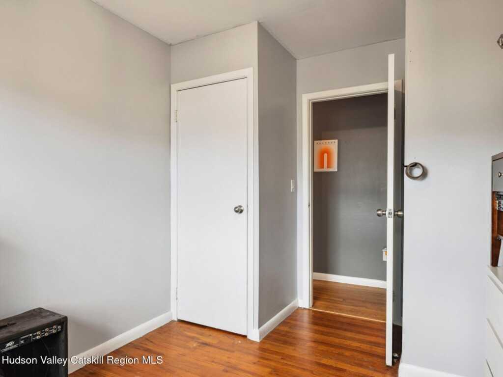 35 Amsterdam Avenue, Kingston, NY 12401 - Photo 23 of 31