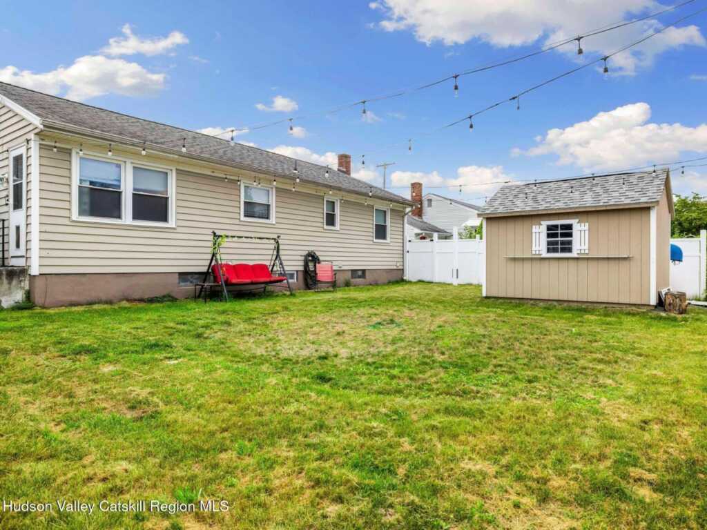 35 Amsterdam Avenue, Kingston, NY 12401 - Photo 27 of 31
