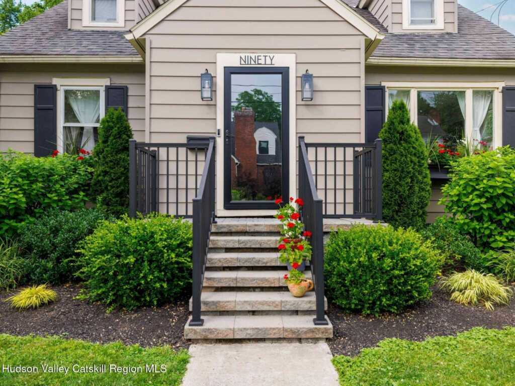 90 Emerson Street, Kingston, NY 12401 - Photo 37 of 47