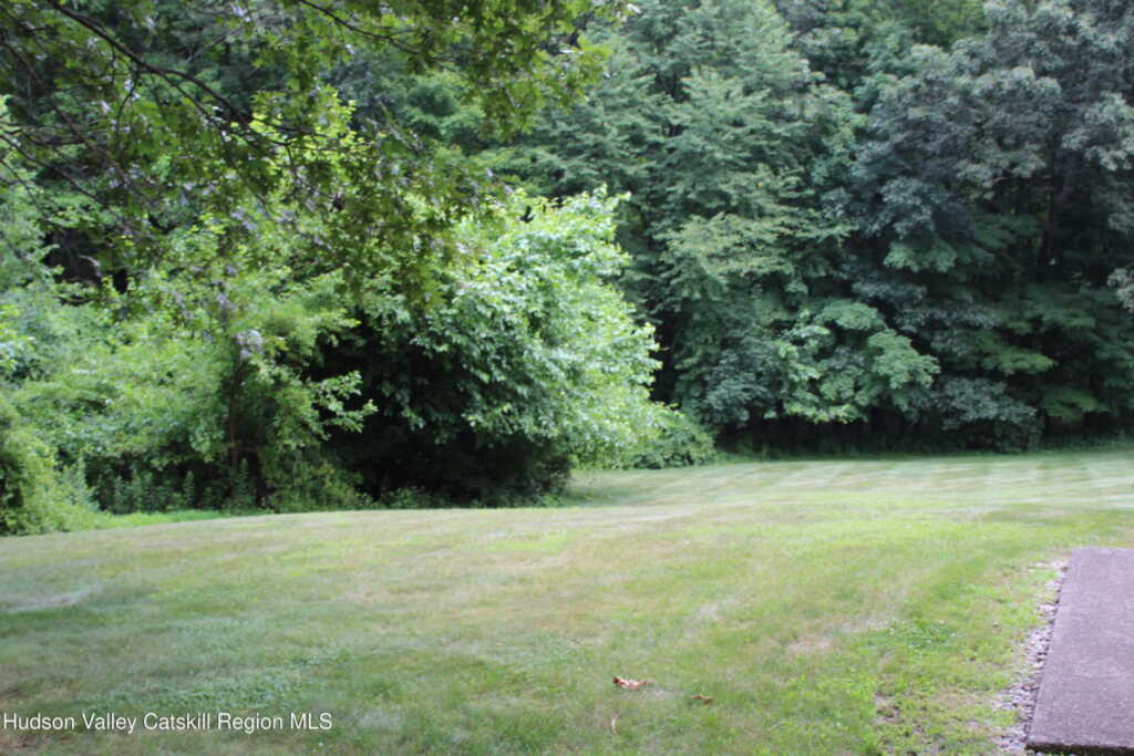 58 Elisa Landi Drive, Kingston, NY 12401 - Photo 24 of 25