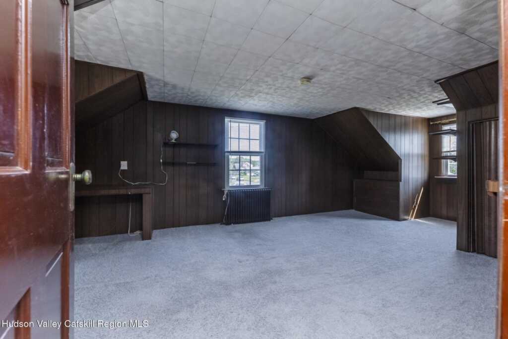 110 Harding Avenue, Kingston, NY 12401 - Photo 35 of 50