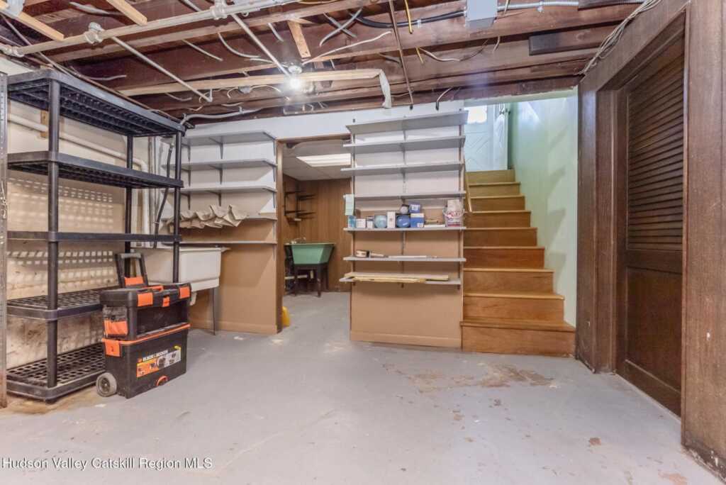 110 Harding Avenue, Kingston, NY 12401 - Photo 46 of 50