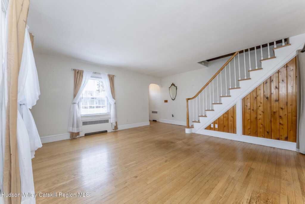 110 Harding Avenue, Kingston, NY 12401 - Photo 5 of 50