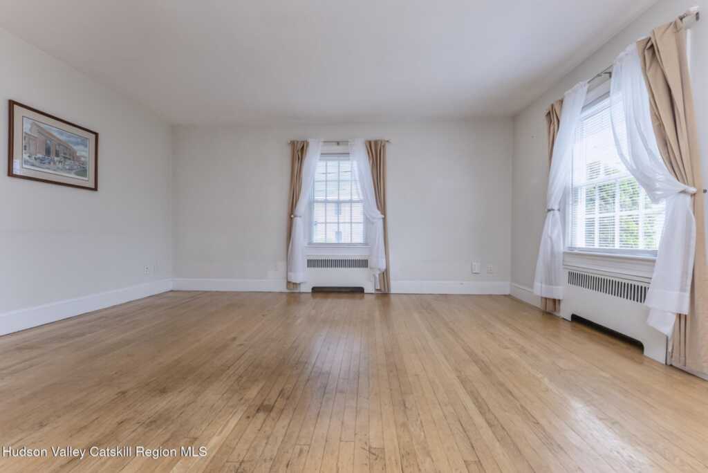 110 Harding Avenue, Kingston, NY 12401 - Photo 8 of 50