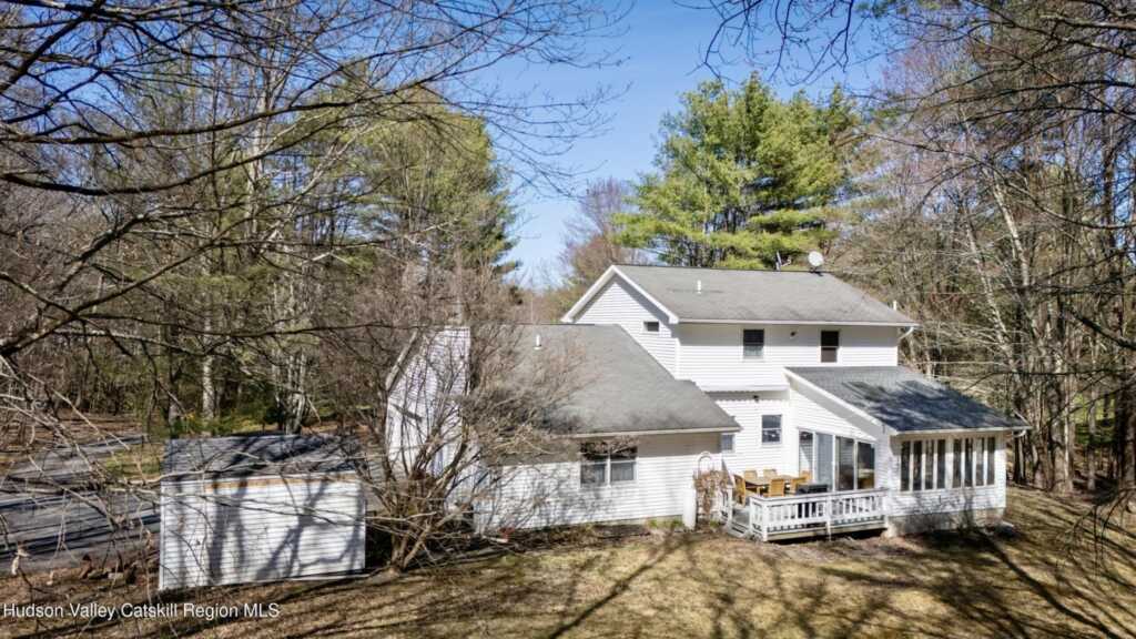 1521 Glasco Turnpike, Saugerties, NY 12477 - Photo 27 of 30