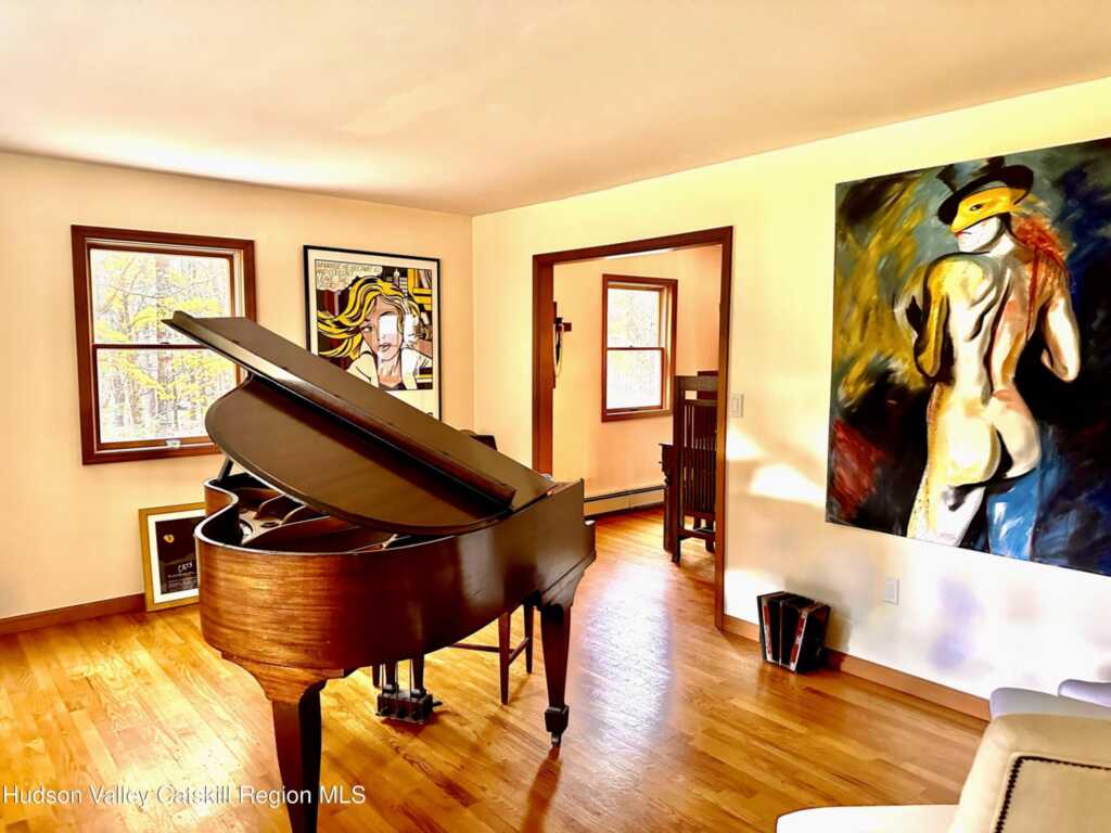 1521 Glasco Turnpike, Saugerties, NY 12477 - Photo 8 of 30