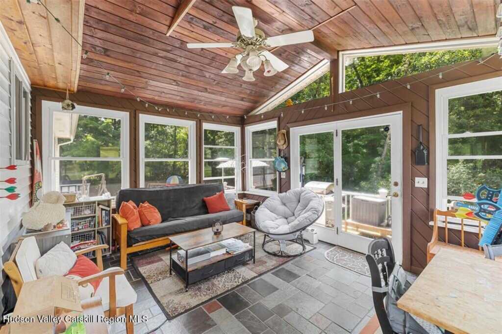 25 Terbar Loop, New Paltz, NY 12561 - Photo 8 of 32