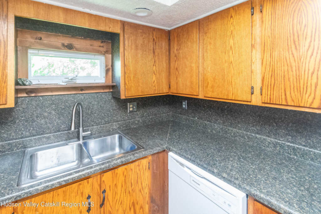 48 Petit Avenue, Kingston, NY 12401 - Photo 22 of 25