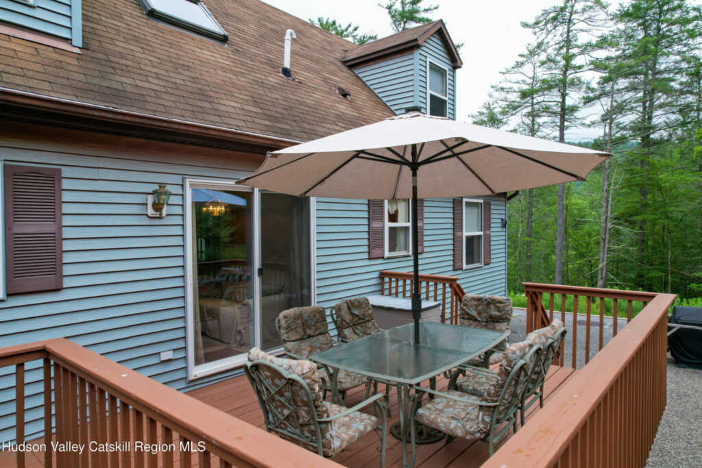 68 Garfield Road, Phoenicia, NY 12464 - Photo 3 of 43