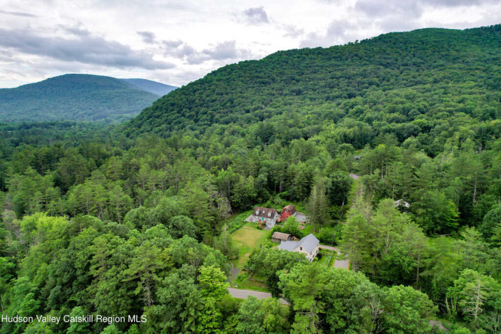 68 Garfield Road, Phoenicia, NY 12464 - Photo 36 of 43