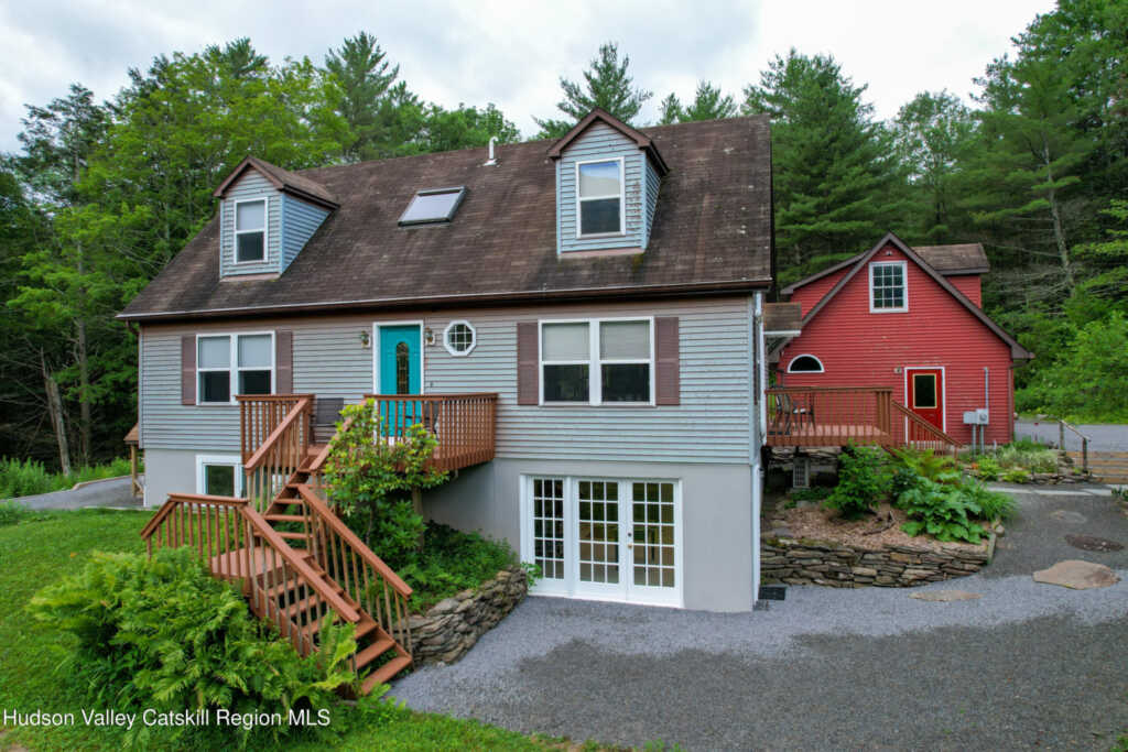 68 Garfield Road, Phoenicia, NY 12464 - Photo 5 of 43