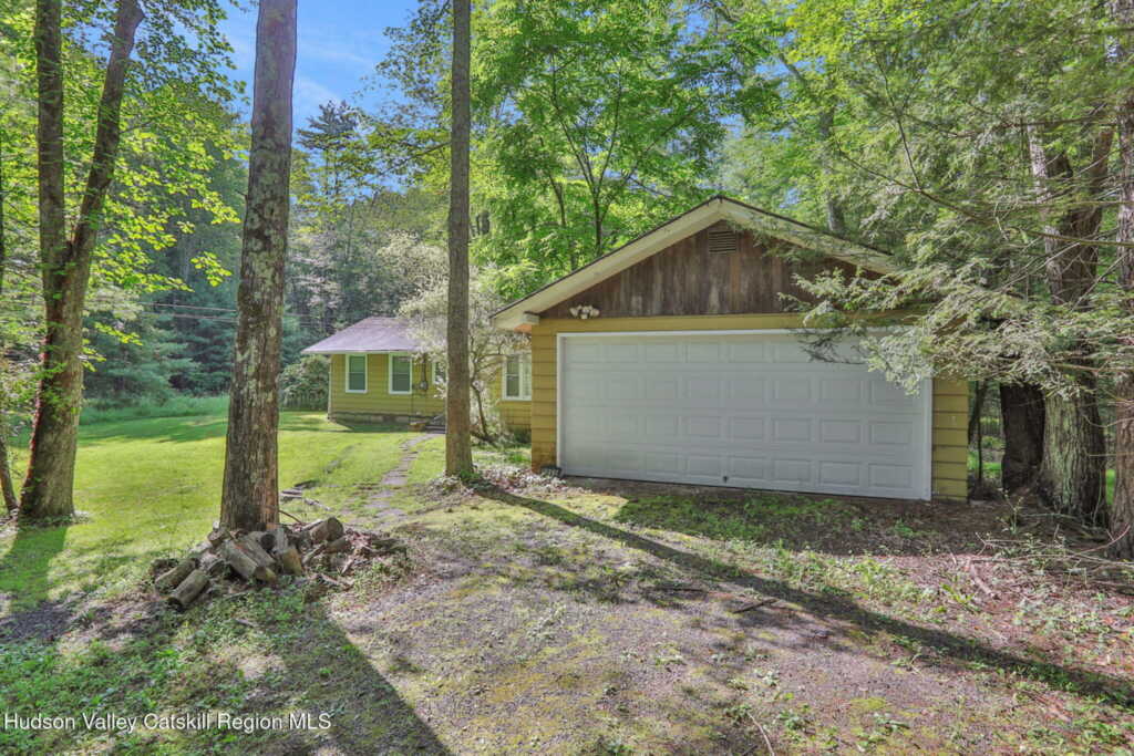 1055 Route 212, Saugerties, NY 12477 - Photo 17 of 21