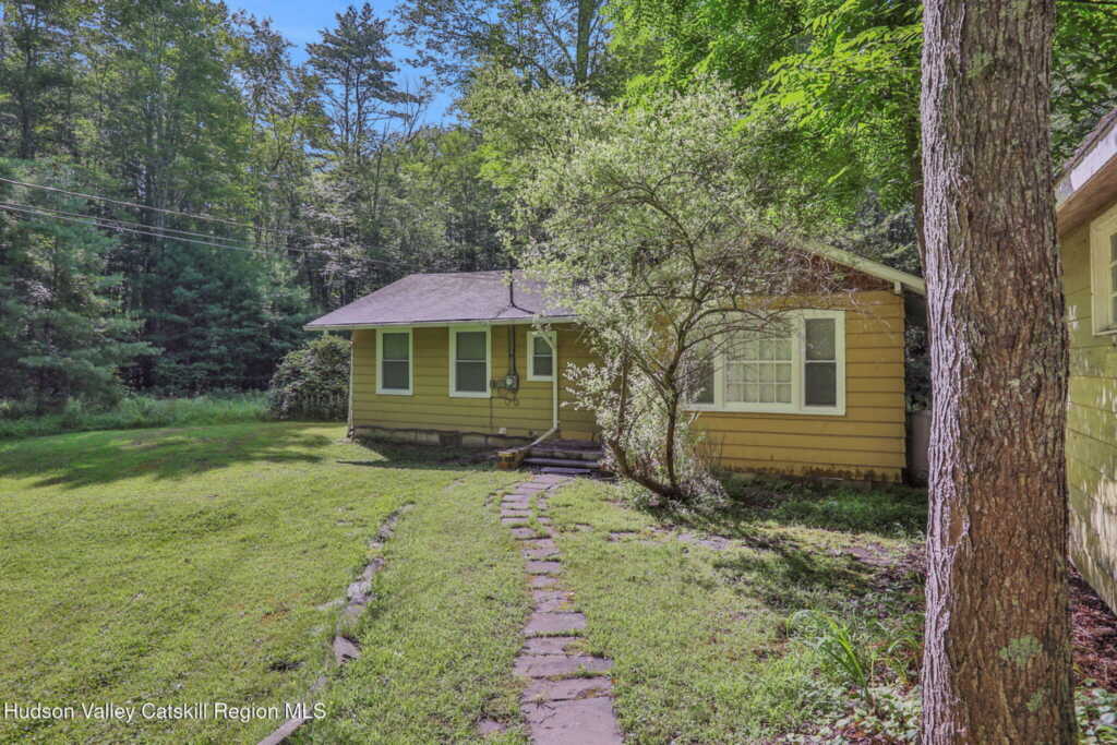 1055 Route 212, Saugerties, NY 12477 - Photo 18 of 21