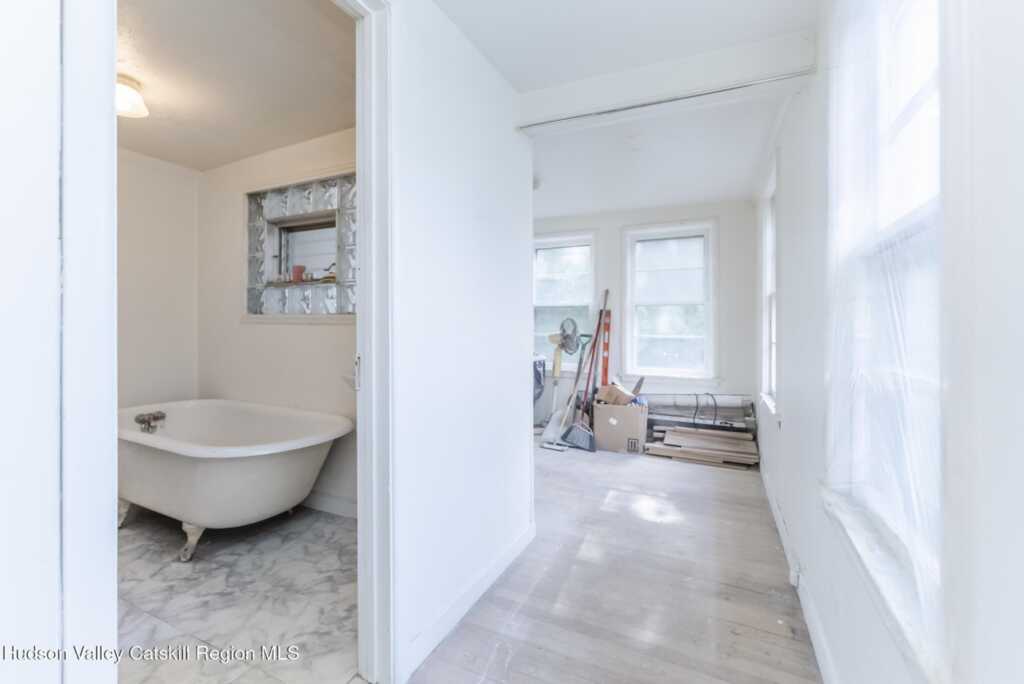 28 Tietjen Avenue, Kingston, NY 12401 - Photo 24 of 44