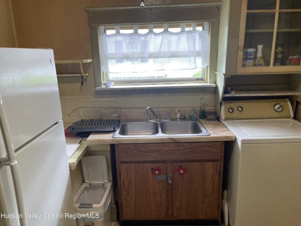 95 Yarmouth Street, Kingston, NY 12401 - Photo 20 of 40