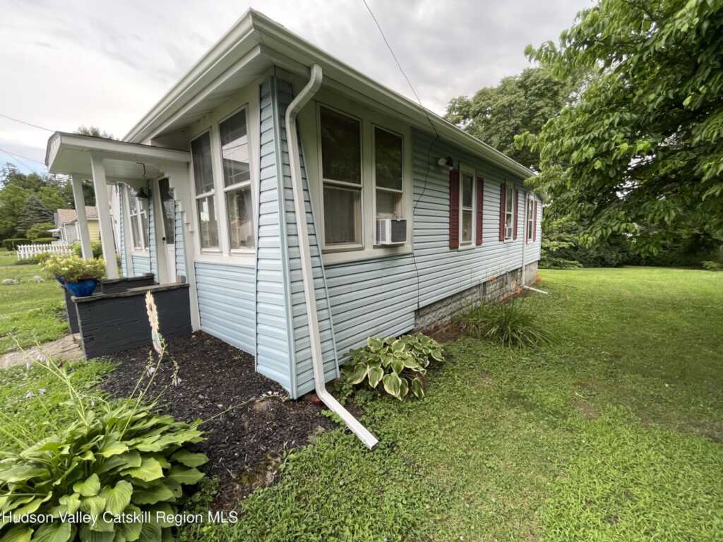 95 Yarmouth Street, Kingston, NY 12401 - Photo 34 of 40