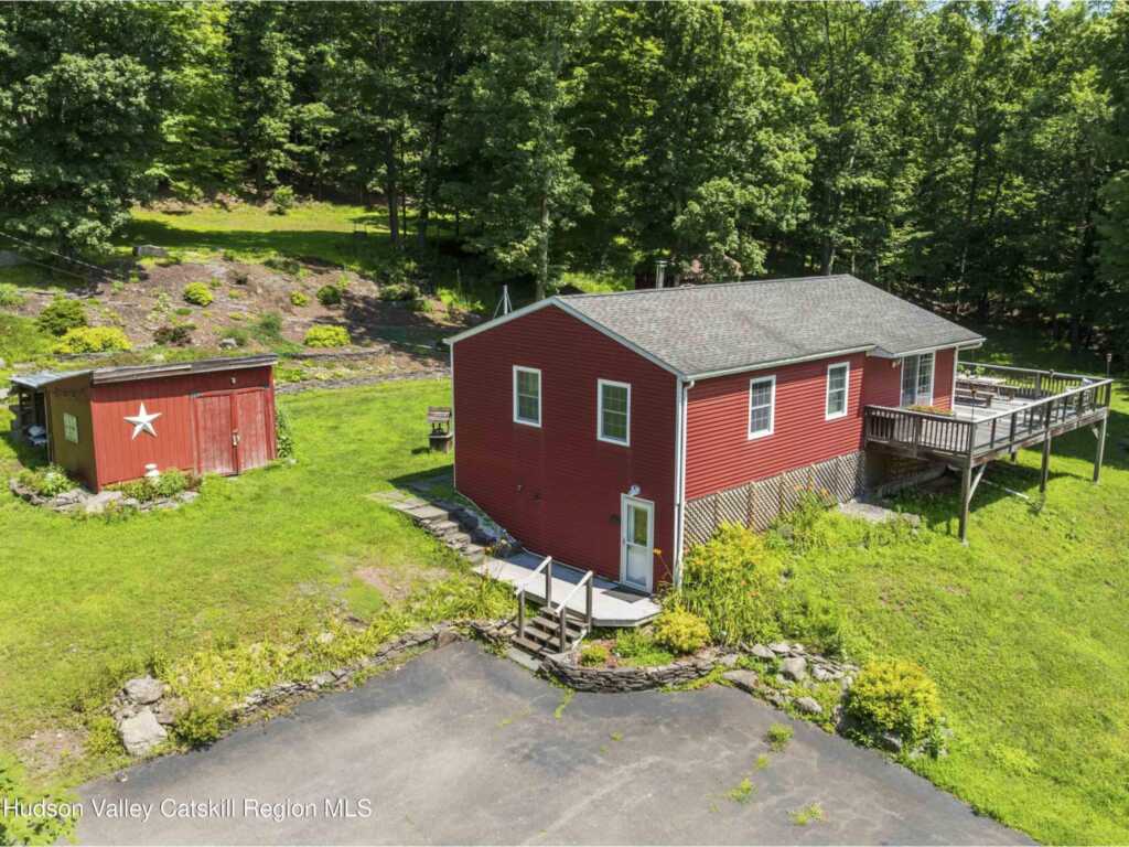296 Maverick Road, Woodstock, NY 12498 - Photo 4 of 49