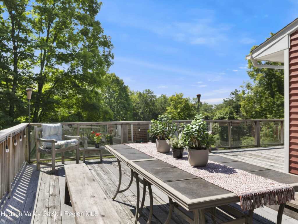 296 Maverick Road, Woodstock, NY 12498 - Photo 8 of 49