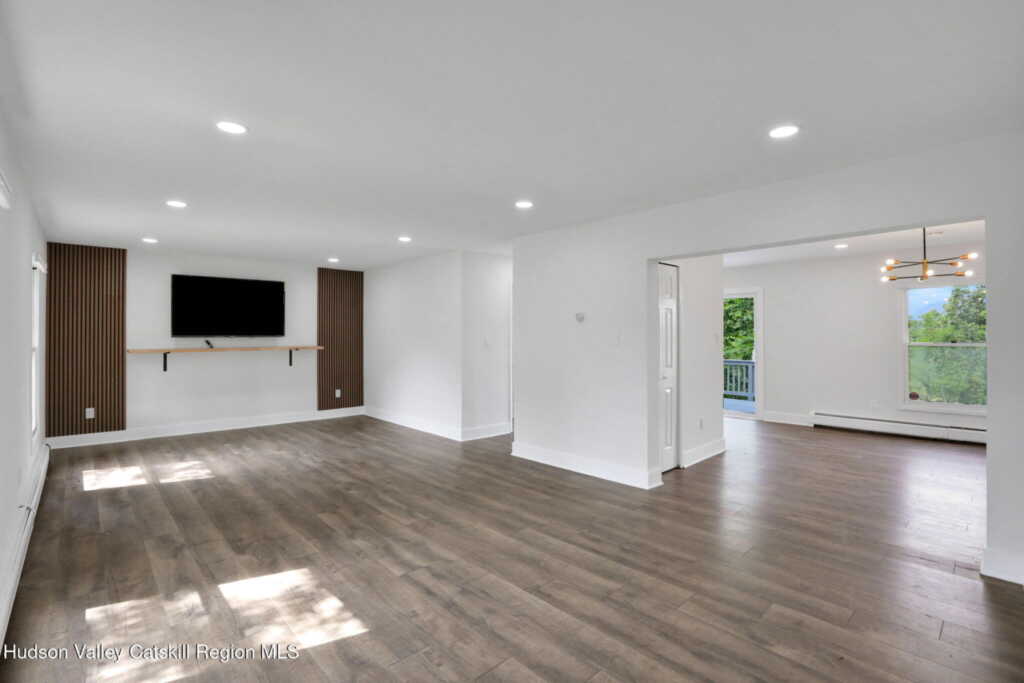 4179 Route 9w, Saugerties, NY 12477 - Photo 6 of 23