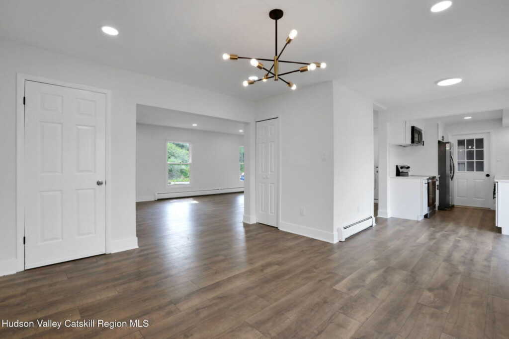4179 Route 9w, Saugerties, NY 12477 - Photo 7 of 23