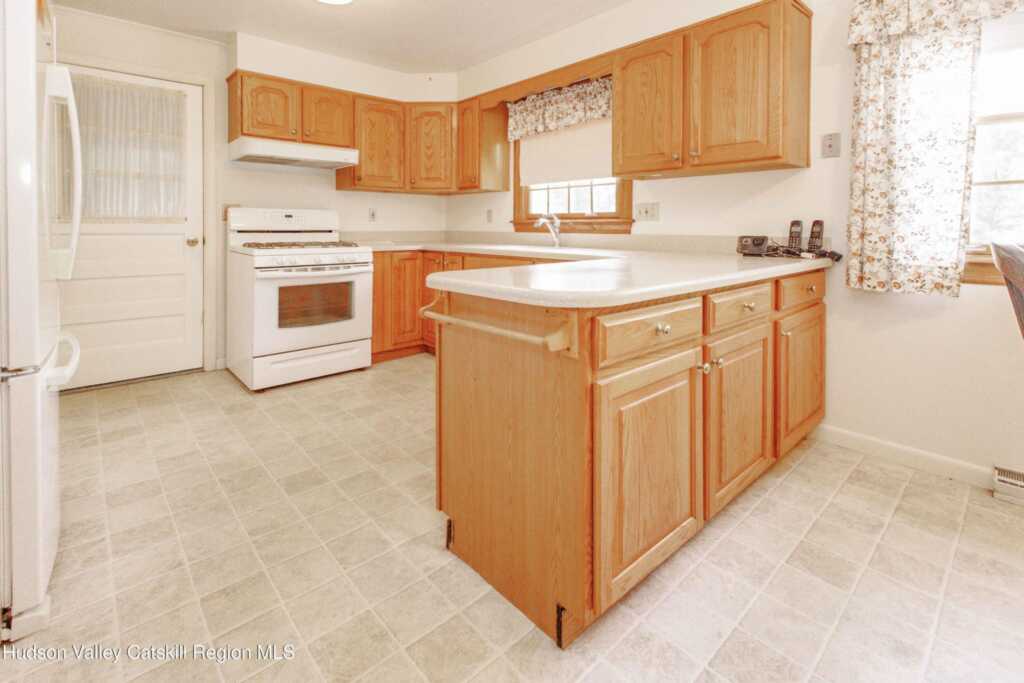 320 Pine St., Saugerties, NY 12477 - Photo 12 of 45
