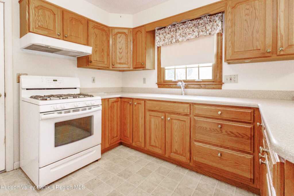 320 Pine St., Saugerties, NY 12477 - Photo 14 of 45