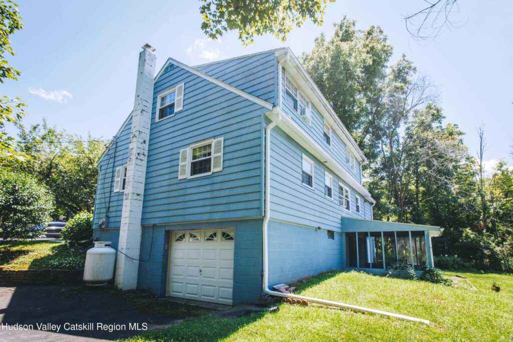 320 Pine St., Saugerties, NY 12477 - Photo 4 of 45