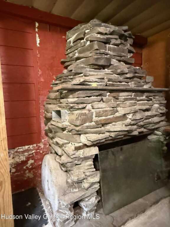 546 Berme Rd, High Falls, NY 12440 - Photo 12 of 50