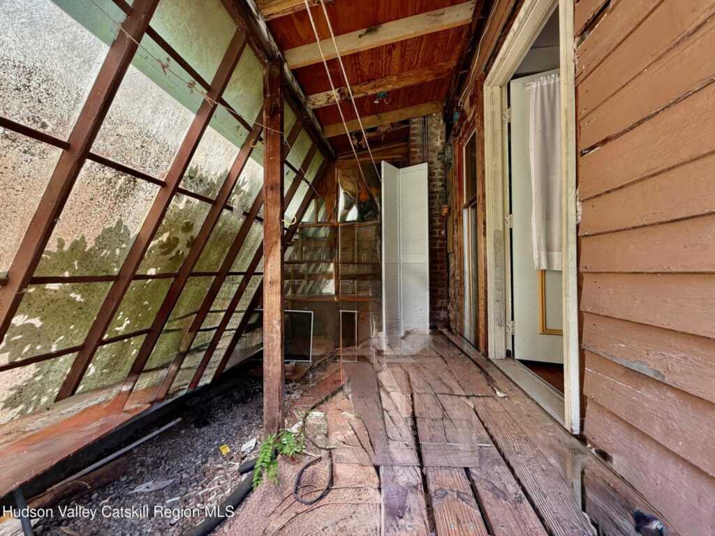 546 Berme Rd, High Falls, NY 12440 - Photo 14 of 50