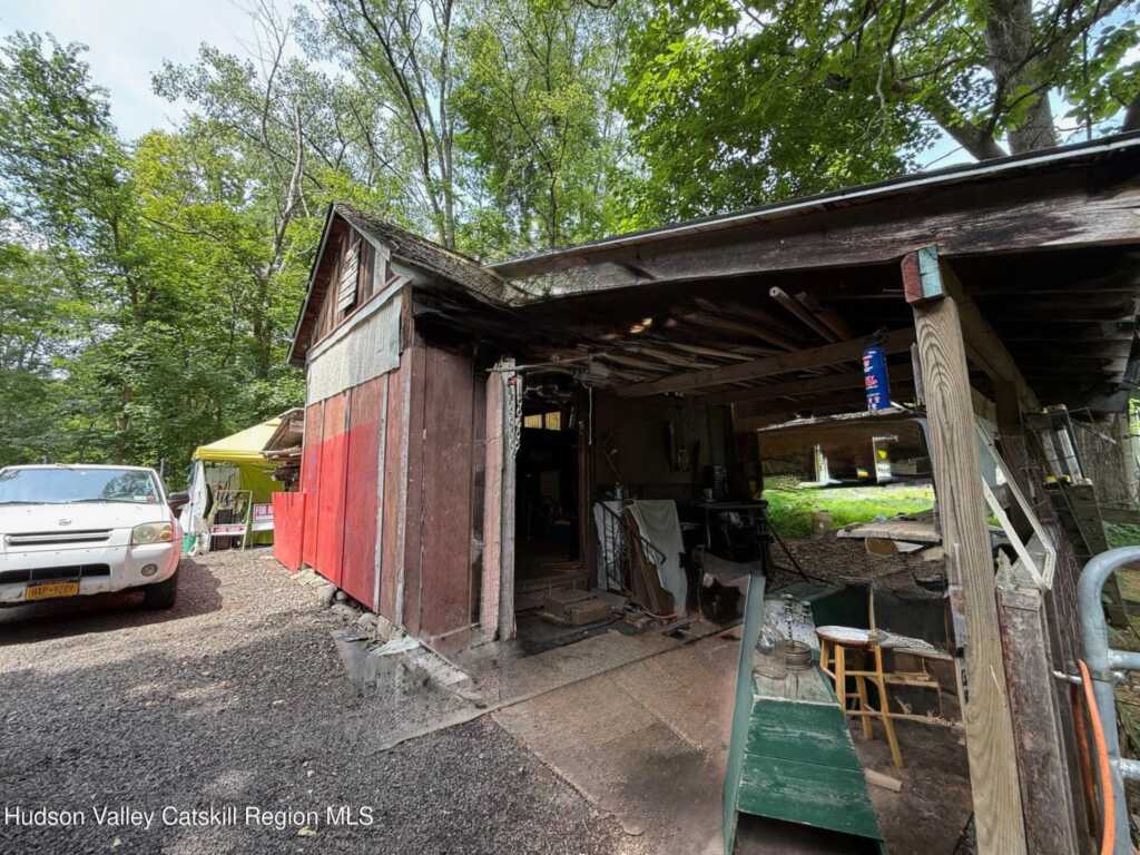 546 Berme Rd, High Falls, NY 12440 - Photo 47 of 50