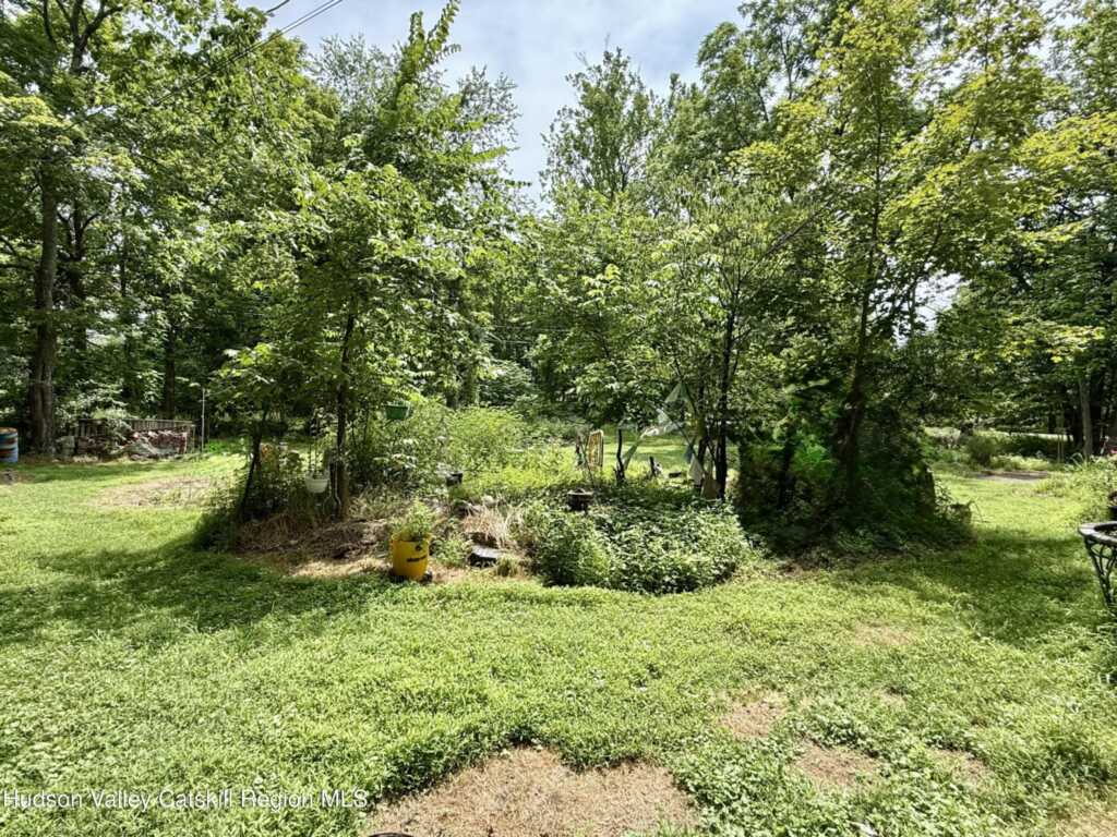 546 Berme Rd, High Falls, NY 12440 - Photo 5 of 50