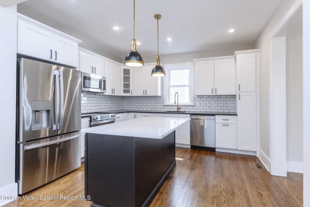 147 Greenkill Avenue, Kingston, NY 12401 - Photo 24 of 47
